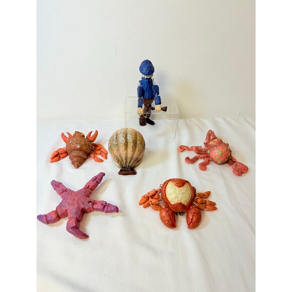 Vintage 6 Anthromorphic Nautical Figurines Sailor with Seacrratures Sitters - Picture 4 of 13